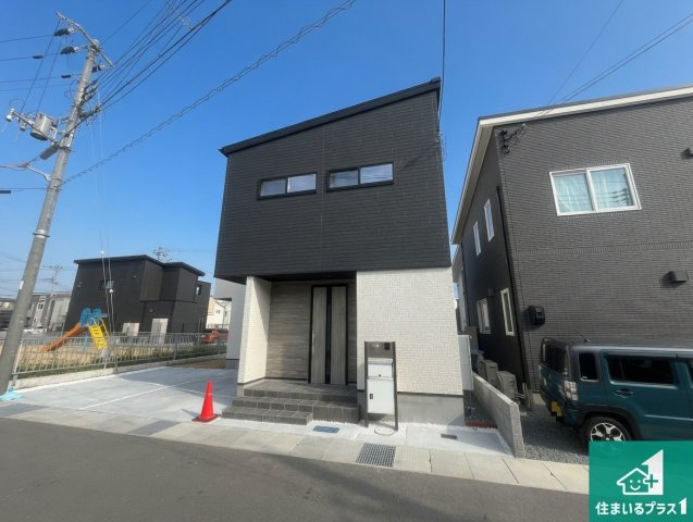 加古川市平岡町高畑　第3期　新築一戸建ての外観|安心の10年保証！外観を美しく保ち、雨水で汚れを落とします！気になることがありましたら、お気軽にお問い合わせください！