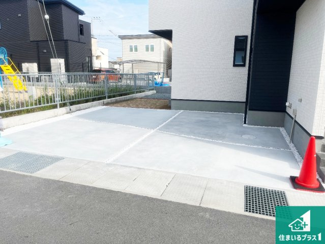 加古川市平岡町高畑　第3期　新築一戸建ての駐車場|駐車スペース！散水栓があるので、こまめに愛車を洗えます！
