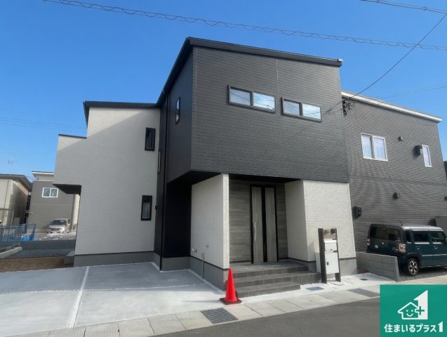 加古川市平岡町高畑　第3期　新築一戸建ての外観|お客様に長く安心して住んでいだだける事にこだわった家づくり！住んでからのアフターサービスにもしっかりと取り組んでいます！