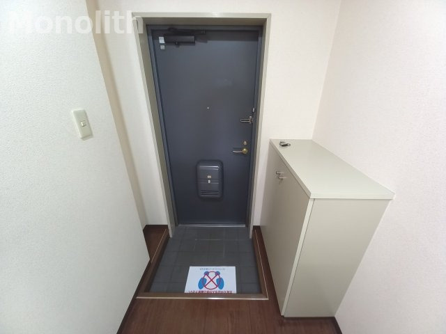 コンフォールの玄関