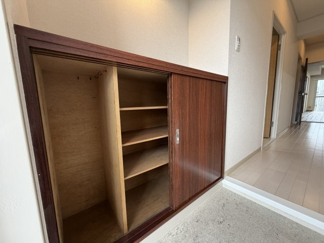 阪急伏尾台マンションの収納