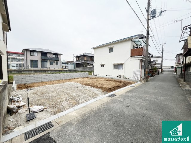 明石市魚住町清水　第4期　新築一戸建ての前面道路含む現地写真|周辺は落ち着いた街並みの住宅地！子育てがしやすい住環境です！まだ未完成ですが、現地でしかわからない事もございます。是非一度ご覧ください。