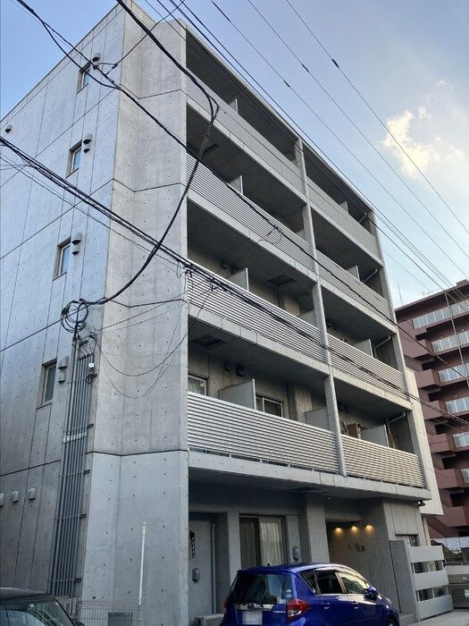 1/6thの外観