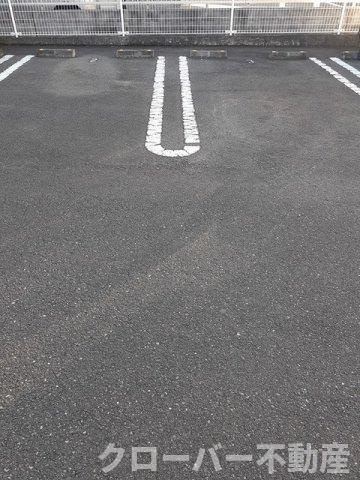 元町館の駐車場