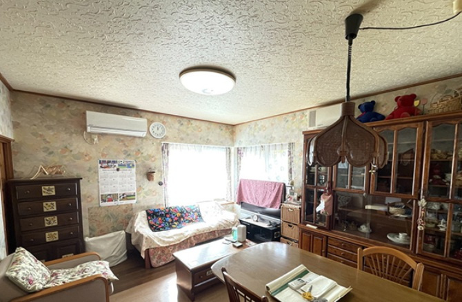 宇都宮市今宮２丁目　戸建の居間・リビング|リビング