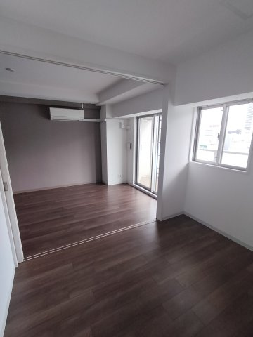 クロスレジデンス神戸元町の居間・リビング