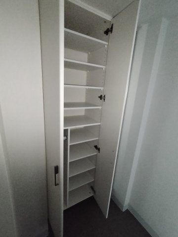 クロスレジデンス神戸元町の収納