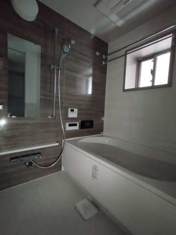 クロスレジデンス神戸元町の浴室