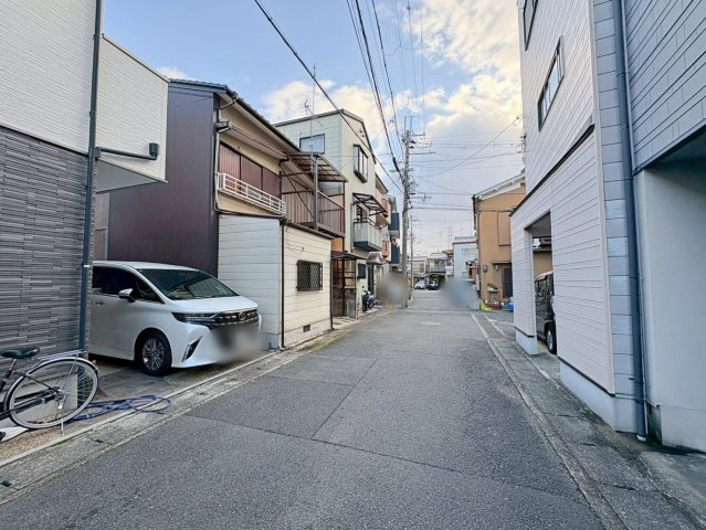 西京極徳大寺団子田町　新築参考Cプランの前面道路含む現地写真|前道５ｍと見通し良好です。実際に現地の様子をみてみませんか？（R8.3撮影）