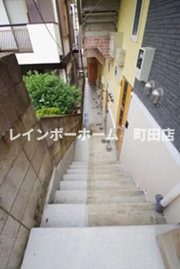 ロメール※初期費用分割あと払いサービス利用可能物件のエントランス