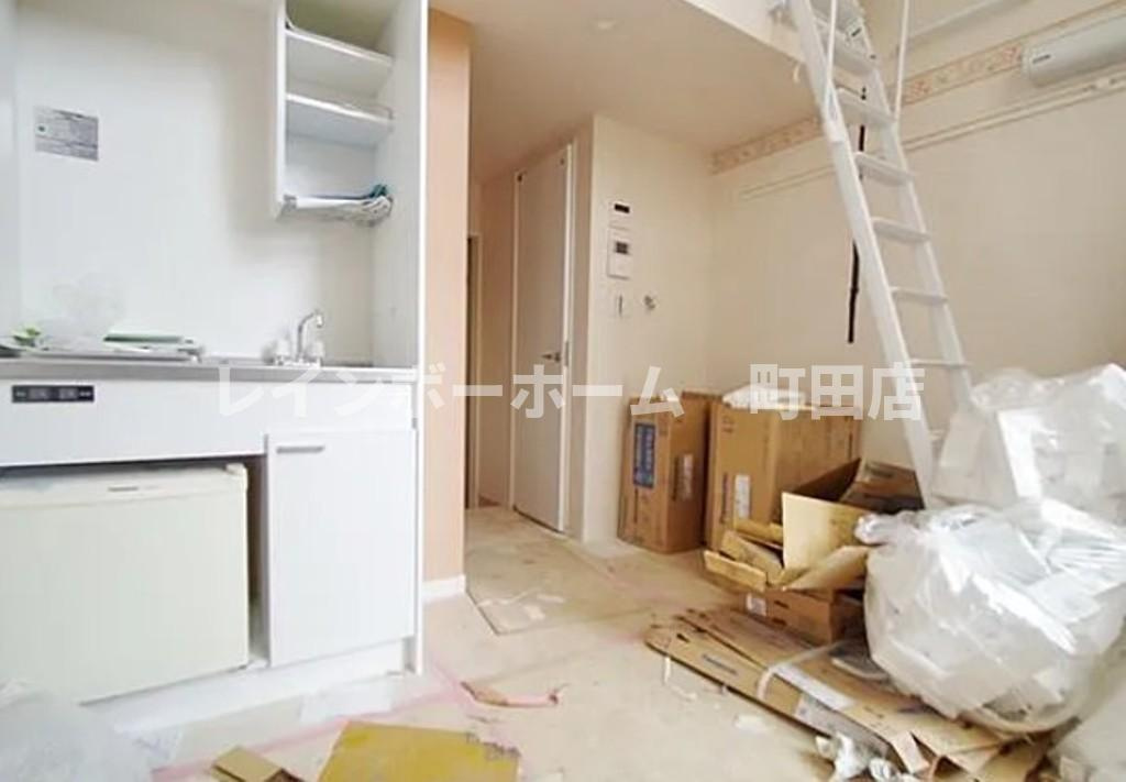 ロメール※初期費用分割あと払いサービス利用可能物件の居間・リビング