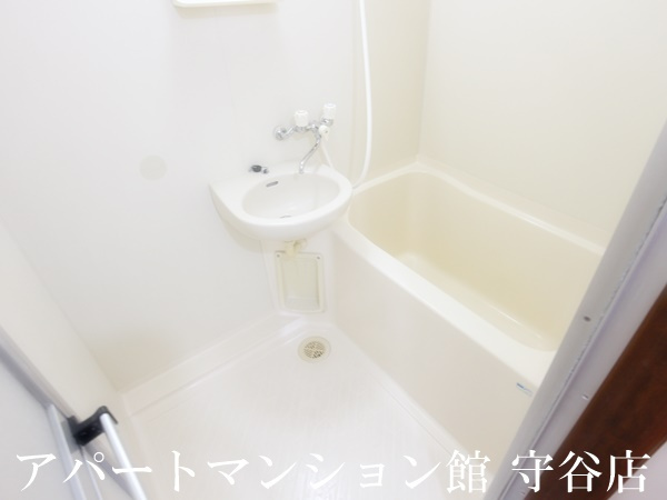 エルディム西Ｂの浴室