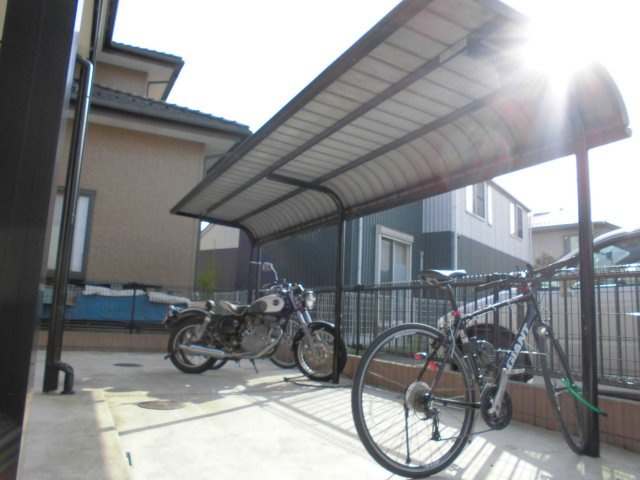レオネクスト光のその他|駐輪場