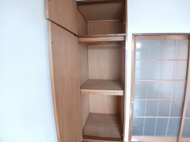 エルディム西Ａの収納