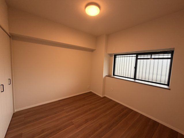 【洋室】テラスノバ鵜沼 