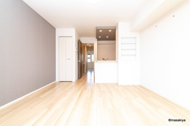 リンデンハイム　Ⅱの居間・リビング