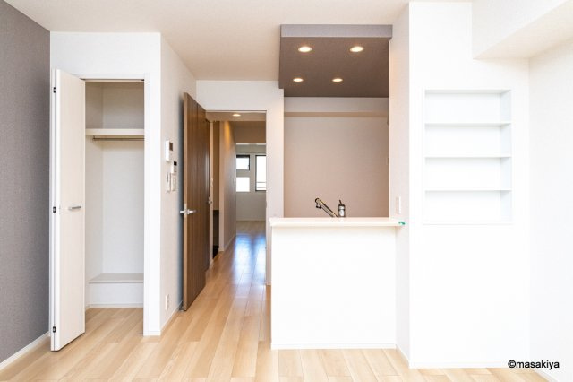 リンデンハイム　Ⅱの居間・リビング