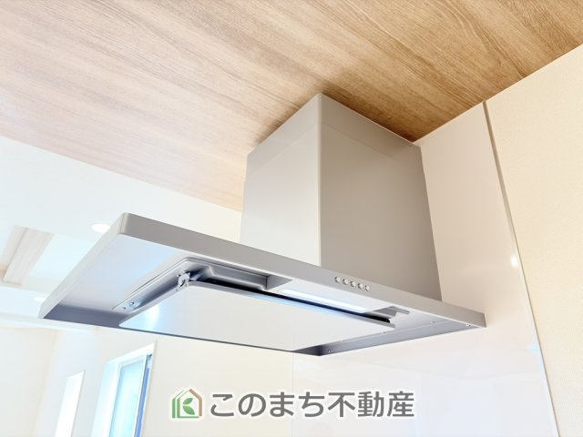 ブルーミングガーデン宇都宮市平松本町のキッチン|お料理の匂いもスッキリ♪シンプルデザインで掃除も簡単‼