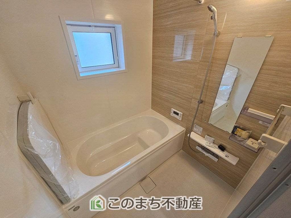ブルーミングガーデン宇都宮市平松本町　1号棟の浴室|同社施工物件の写真です。※建具やフローリング、その他仕様が異なる場合がございます。