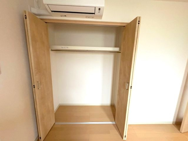 YTSハイツ若松町PART1の収納