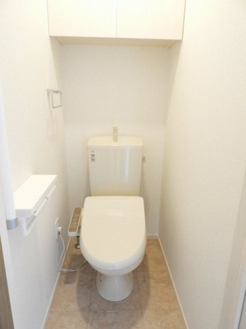 ブルー　ノトスのトイレ|コンパクトで使いやすいトイレです