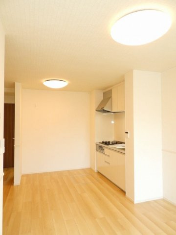 ブルー　ノトスの内装|明るい室内です