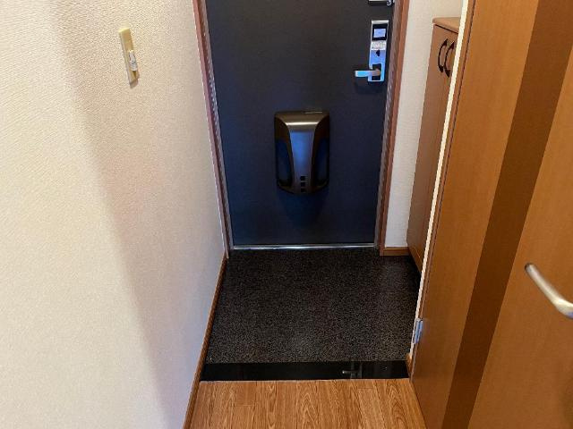 グラン・アムール弐番館の玄関|玄関