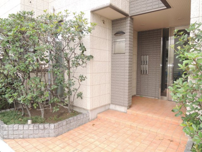 【エントランス】