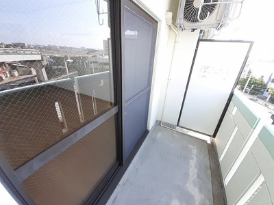 【収納】 | 渡嘉敷マンション（Ｄ） | こまごまとしたものを収納できそうですね