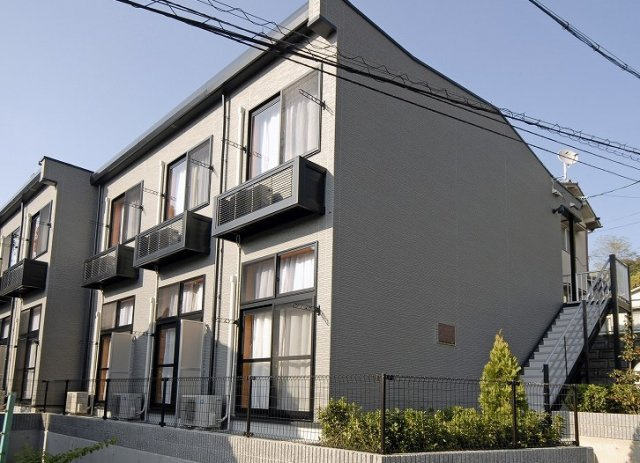 レオパレス大内越の外観|※写真と現状が異なる場合は現状を優先