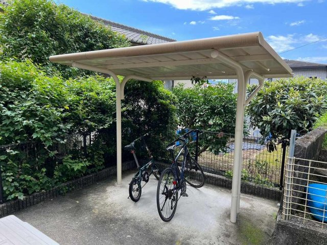 レオパレス大内越の玄関|※写真と現状が異なる場合は現状を優先