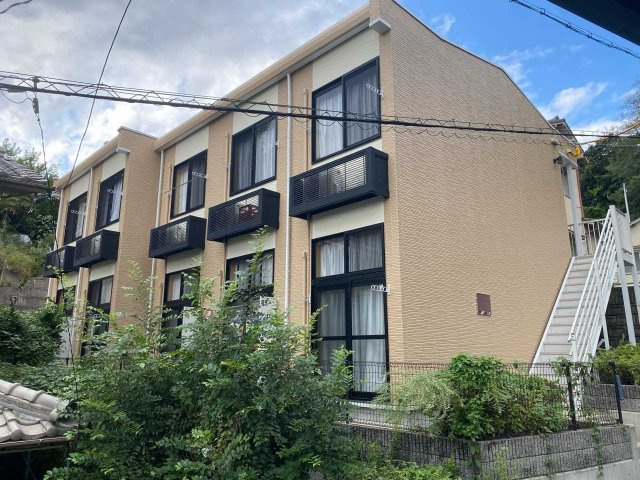 レオパレス大内越の外観|落ち着いた雰囲気の外観です