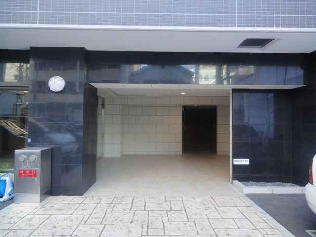 ジアコスモ神戸三宮のエントランス