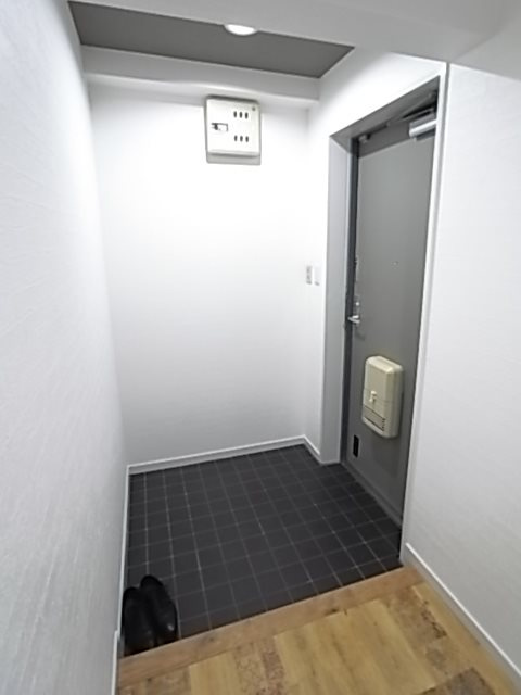 フェイバリー甲東園Ⅱの玄関