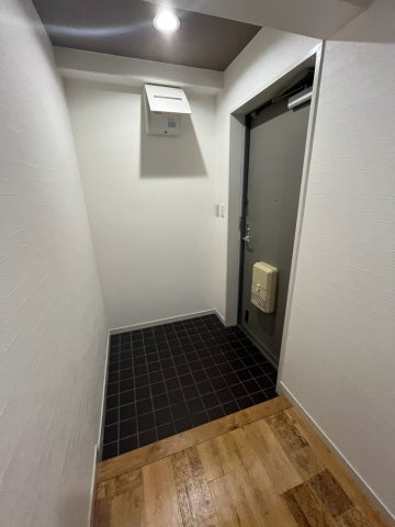 フェイバリー甲東園Ⅱの玄関