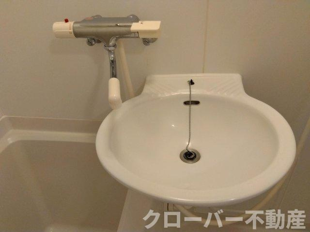 レオパレスＳｈｕ＆Ｋｅｉ　Ｎの洗面所