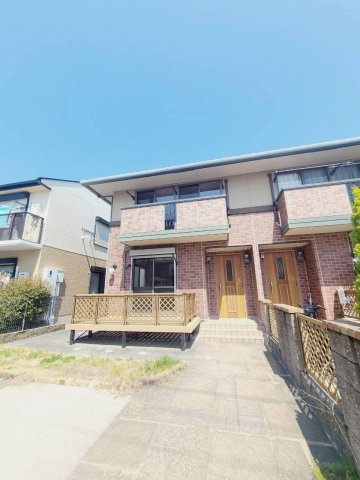 高山タウンハウスの外観