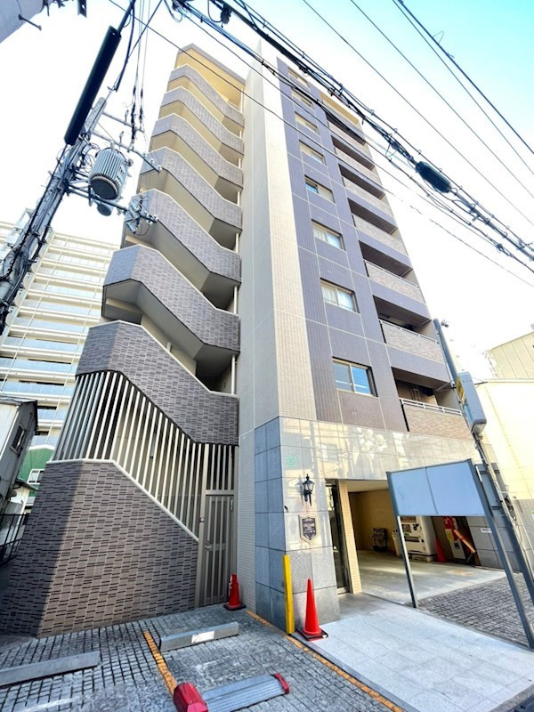 デルファーレ神戸三宮の外観