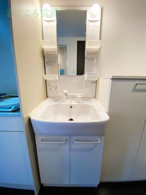 【独立洗面台】 | エスリードコート難波ウエスト