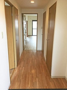 ホップス須磨の玄関