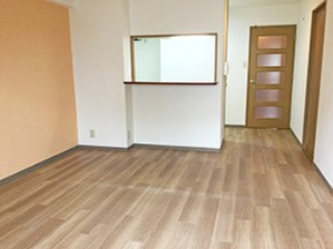 ホップス須磨の居間・リビング