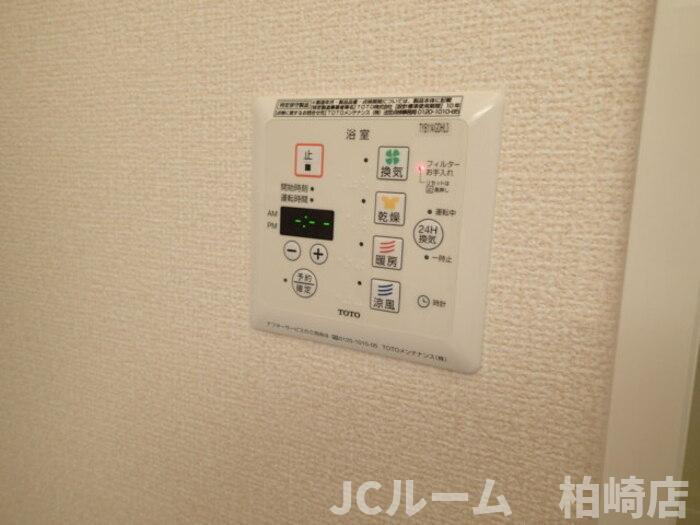 柏崎市東本町１丁目のアパートの設備