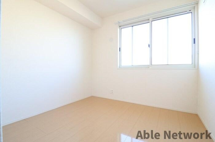 グラマードマレBの洋室|４．７帖洋室