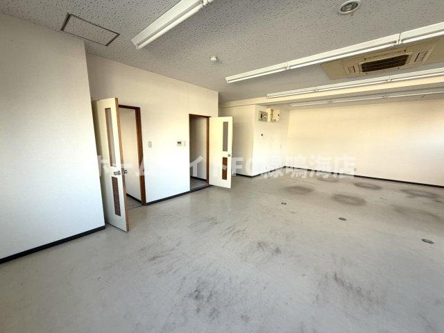 第三幸楽ビルの内装