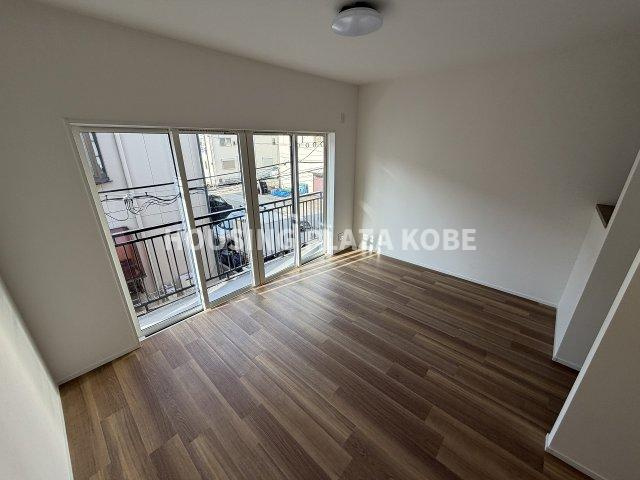 細田町３丁目貸家の居間・リビング