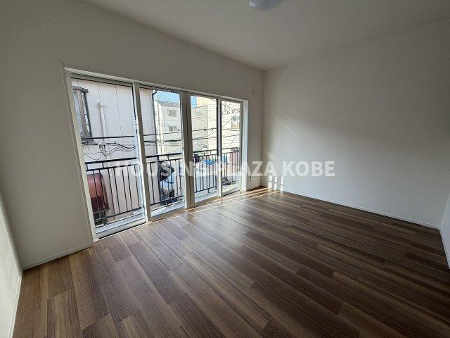 細田町３丁目貸家の居間・リビング