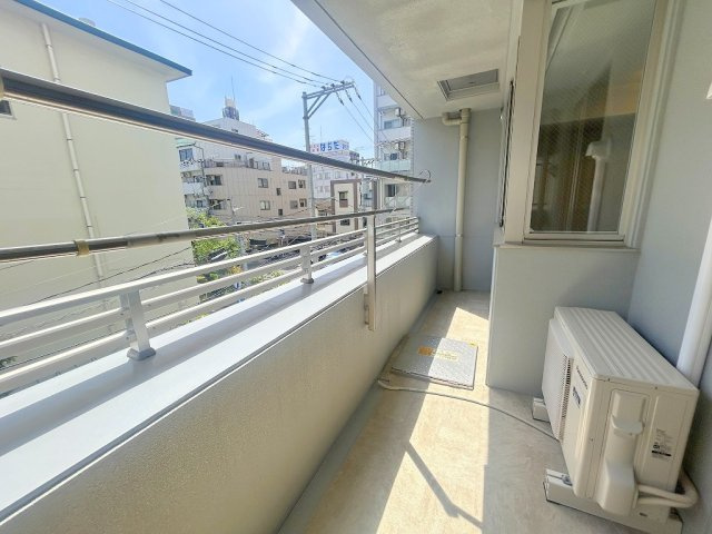 【バルコニー】 | パークナード本川町