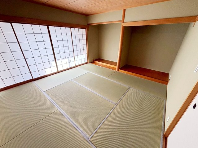 ６６６９２　本巣郡北方町北方中古戸建ての和室