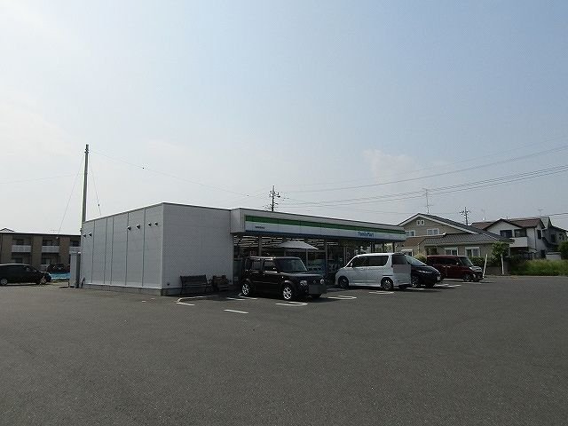 ファミリーマート東部台店まで130m