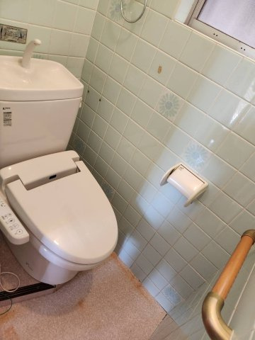 生駒市松美台戸建てのトイレ